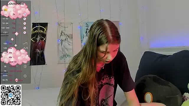 Snapshot of JorRoger chatting on February 2, 2025, 8:19 pm JorRoger online show from February 2, 2025, 8:19 pm