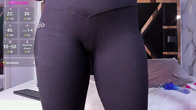 sweetebonny1 online show from December 7, 2024, 2:24 pm