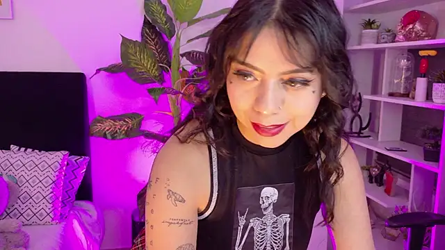 melany naa online show from February 11, 2026, 10:26 pm