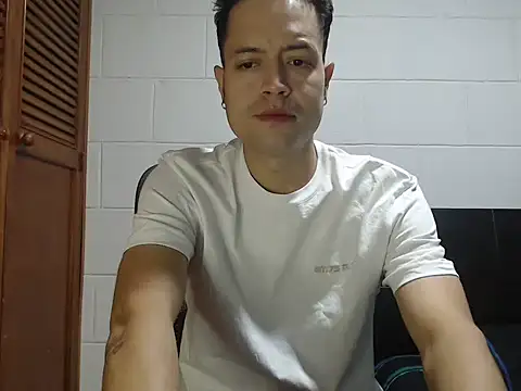 dimitriquiet05 online show from March 22, 2026, 7:56 am