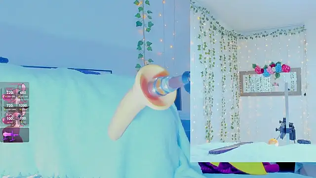 Snapshot of Tiffanny_Love_ chatting on September 30, 2025, 9:25 am Tiffanny Love online show from September 30, 2025, 9:25 am