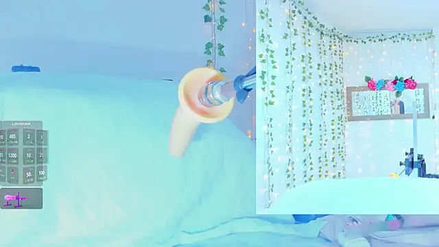 Snapshot of Tiffanny_Love_ chatting on November 13, 2025, 8:57 am Tiffanny Love online show from November 13, 2025, 8:57 am