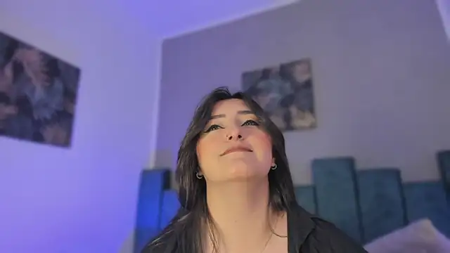 Snapshot of Kathia_Morelli chatting on July 18, 2026, 11:58 am Kathia Morelli online show from July 18, 2026, 11:58 am