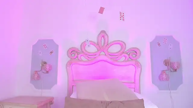 Sara  Williams online show from January 11, 2026, 3:55 am