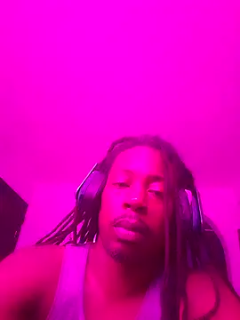 quepumpbox online show from September 15, 2025, 4:12 am