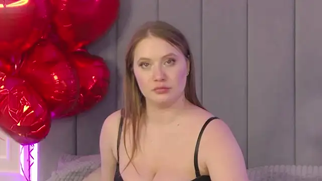 Snapshot of ChloeMarsch chatting on February 19, 2025, 1:28 pm ChloeMarsch online show from February 19, 2025, 1:28 pm