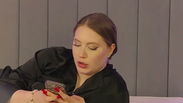 Snapshot of ChloeMarsch chatting on February 24, 2025, 10:37 am ChloeMarsch online show from February 24, 2025, 10:37 am