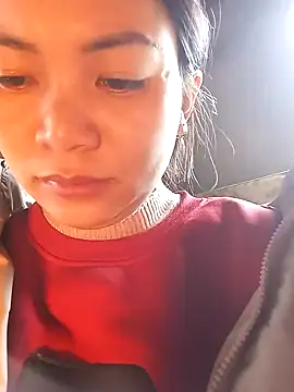 maynguyetkunn online show from January 15, 2025, 1:45 am