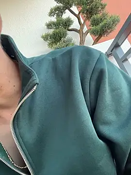 Snapshot of dedewr chatting on November 14, 2025, 2:05 pm dedewr online show from November 14, 2025, 2:05 pm