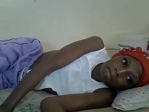 Snapshot of SpicyPetite chatting on June 9, 2026, 8:26 am SpicyPetite online show from June 9, 2026, 8:26 am