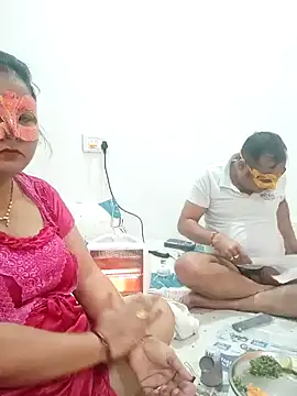 BBW HOT COUPLE online show from January 6, 2025, 1:52 pm