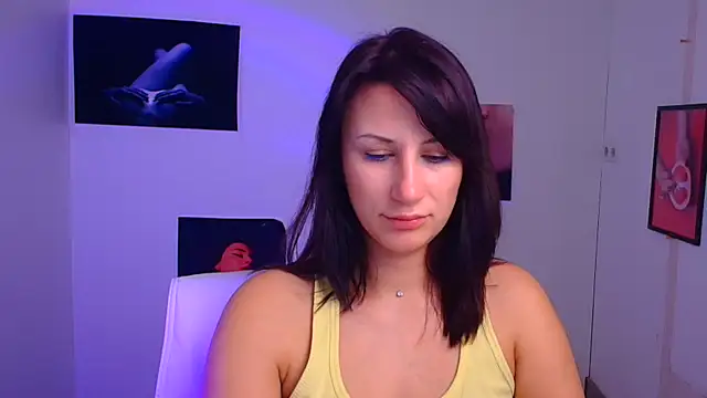 Loren Moa online show from January 24, 2025, 4:06 pm