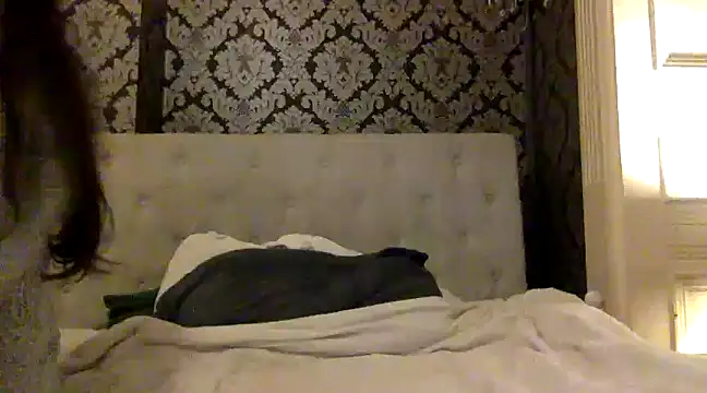 Snapshot of LucyLuxee19 chatting on December 3, 2024, 1:30 am LucyLuxee19 online show from December 3, 2024, 1:30 am