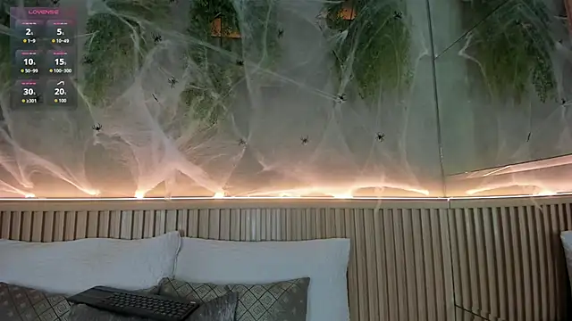 Snapshot of Lana_Lann chatting on October 13, 2025, 12:16 pm Lana Lann online show from October 13, 2025, 12:16 pm