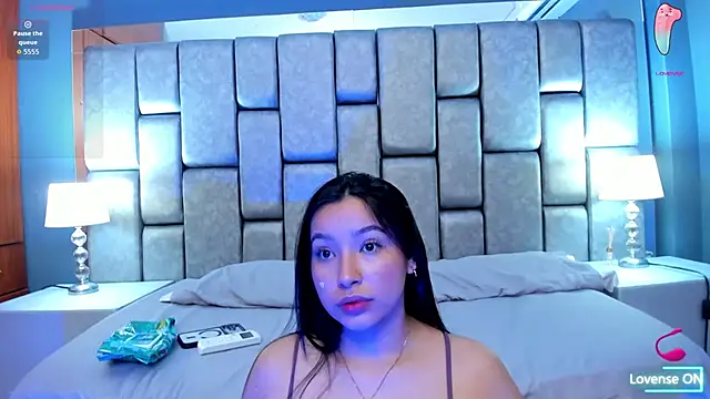 Snapshot of AniEvans_ chatting on July 6, 2026, 11:18 am AniEvans online show from July 6, 2026, 11:18 am