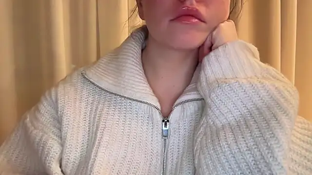 Sandysecret online show from February 4, 2026, 8:58 pm