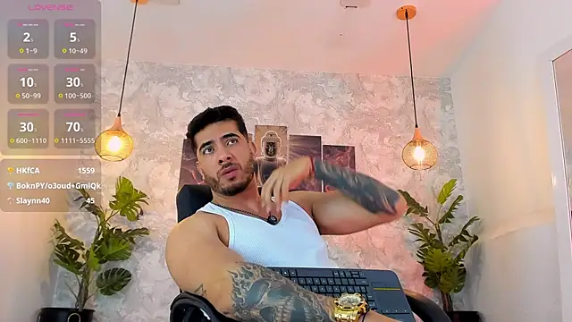 Snapshot of Nate_franco chatting on July 14, 2026, 10:21 am Nate franco online show from July 14, 2026, 10:21 am