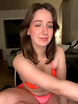 nerdynina online show from November 14, 2025, 12:20 am