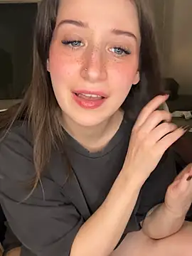 nerdynina online show from January 18, 2026, 1:31 am