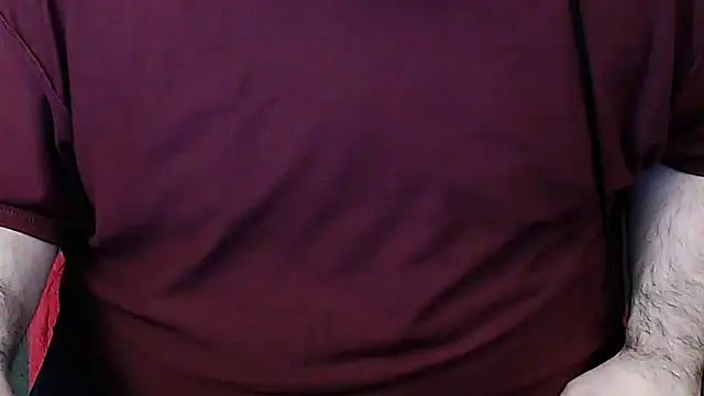 Snapshot of Dominant_BEAR chatting on November 6, 2025, 8:48 am Dominant BEAR online show from November 6, 2025, 8:48 am