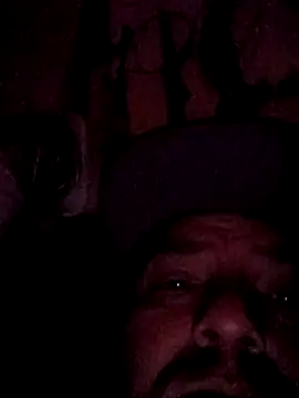 valleyoneofakind online show from October 7, 2025, 6:54 am