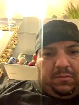 valleyoneofakind online show from November 7, 2025, 10:32 pm