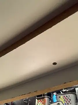 valleyoneofakind online show from March 16, 2026, 4:51 am