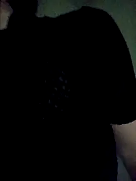 Snapshot of ___Erin___ chatting on February 22, 2025, 3:23 am Erin online show from February 22, 2025, 3:23 am