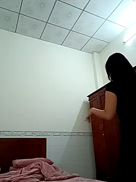    Erin    online show from March 24, 2026, 2:27 am