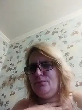 Snapshot of Forest-Lady chatting on October 26, 2025, 9:26 am Forest-Lady online show from October 26, 2025, 9:26 am