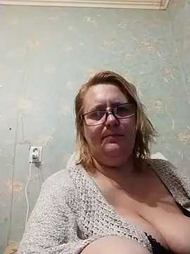 Snapshot of Forest-Lady chatting on November 27, 2025, 11:45 am Forest-Lady online show from November 27, 2025, 11:45 am