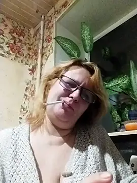 Snapshot of Forest-Lady chatting on December 20, 2025, 9:44 pm Forest-Lady online show from December 20, 2025, 9:44 pm