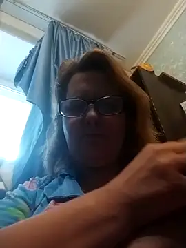 Snapshot of Forest-Lady chatting on February 8, 2026, 8:18 am Forest-Lady online show from February 8, 2026, 8:18 am