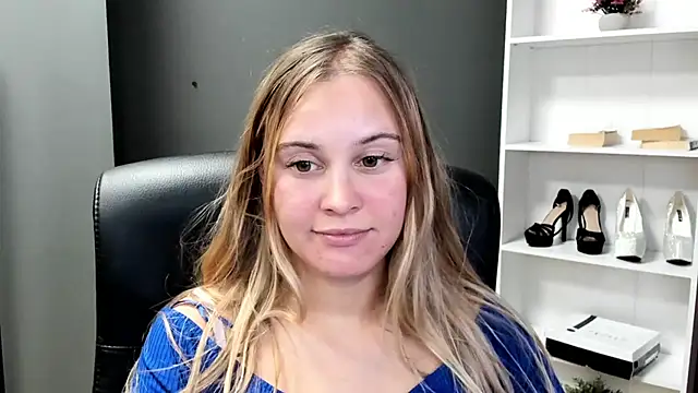 kitty valeria online show from July 22, 2026, 2:20 pm