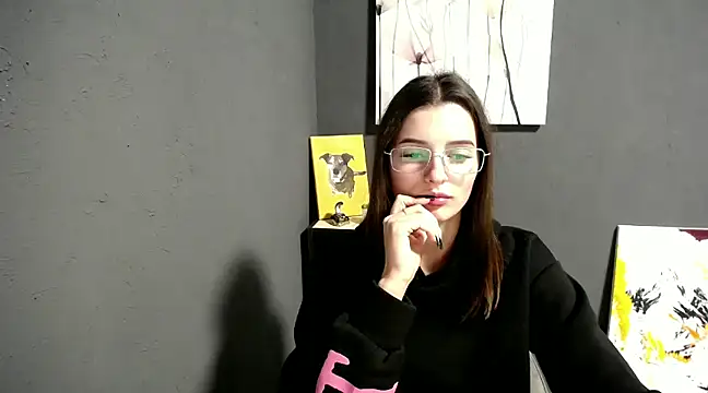 lady olivia  online show from January 21, 2025, 4:58 pm