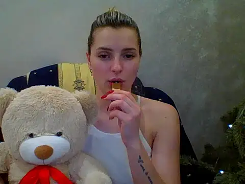 lady olivia  online show from February 20, 2026, 7:03 pm