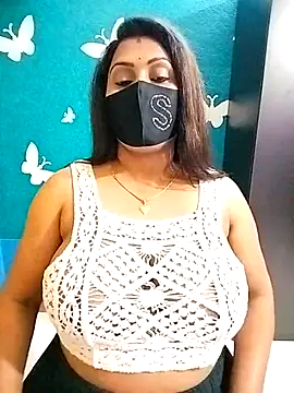 Riya Sexy Baby online show from February 19, 2025, 4:11 pm