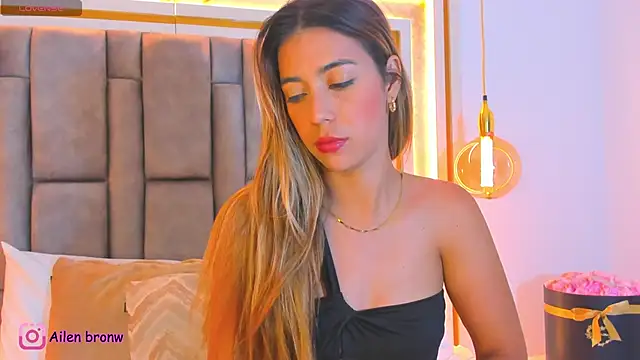 elianabrown online show from November 13, 2025, 10:52 pm