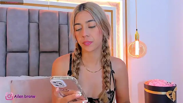 elianabrown online show from March 20, 2026, 1:10 am