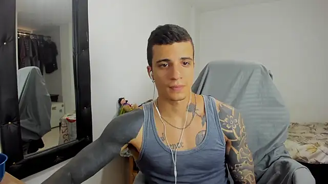 Snapshot of Balo_lovers chatting on February 9, 2025, 8:34 pm Balo lovers online show from February 9, 2025, 8:34 pm