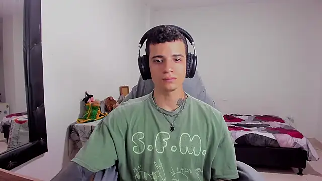 Snapshot of Balo_lovers chatting on February 26, 2025, 2:36 pm Balo lovers online show from February 26, 2025, 2:36 pm