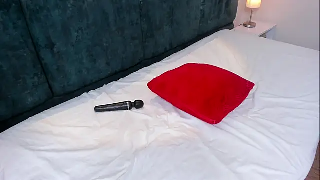 kataleyandliam online show from January 24, 2025, 1:45 am