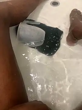 funpharoh1 online show from April 26, 2026, 8:39 pm