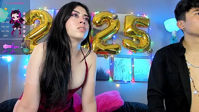 Snapshot of noah_and_rose chatting on January 1, 2025, 2:30 am noah and rose online show from January 1, 2025, 2:30 am