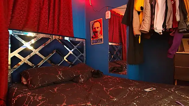 Luke Howland online show from February 12, 2025, 12:37 am