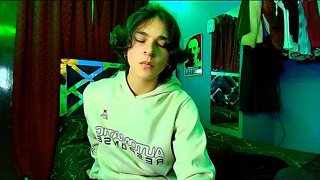 Luke Howland online show from March 18, 2025, 9:21 pm