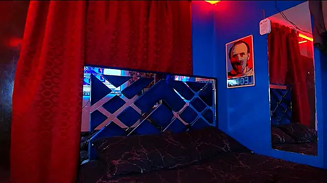 Luke Howland online show from September 19, 2025, 11:49 pm