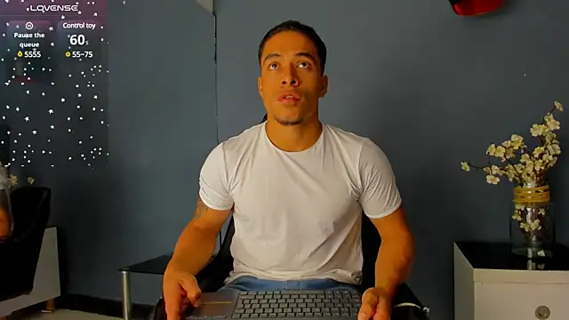 Snapshot of Bryson_Collins_ chatting on March 13, 2025, 11:08 am Bryson Collins online show from March 13, 2025, 11:08 am