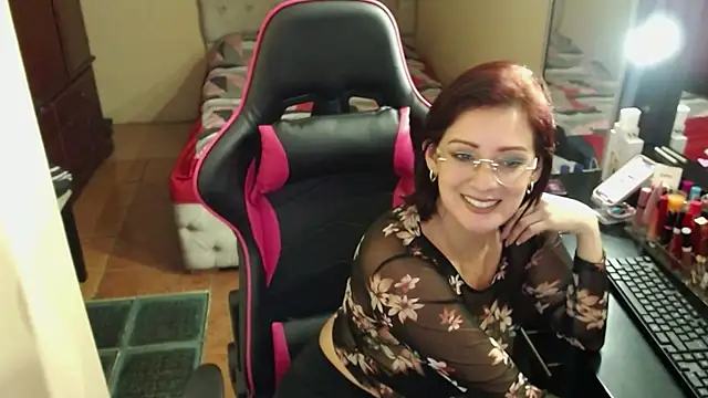 Snapshot of Carol_Scottt chatting on December 17, 2024, 2:23 am Carol Scottt online show from December 17, 2024, 2:23 am