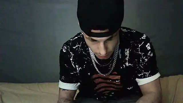 --D-a-D-D-y- online show from January 25, 2025, 6:55 am